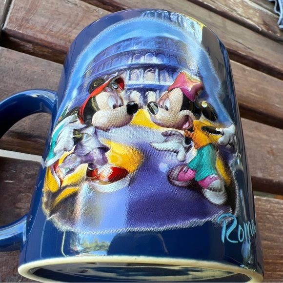 Disney Store Rome Roma Colosseum Mickey Mouse & Minnie Mouse 3D Ceramic Mug Blue - Picture 3 of 14